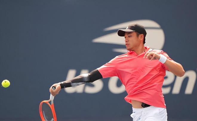 但在更衣室 但在更衣室